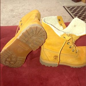 Wheat Timberland boots with wool lining